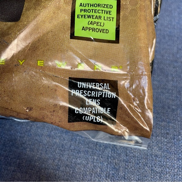 Revision desert Locust Military Goggle System Foliage Green New - Picture 5 of 7